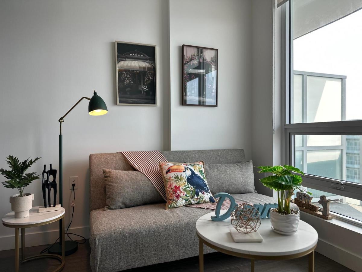 Gorgeous Place In Downtown Rmd Richmond Esterno foto
